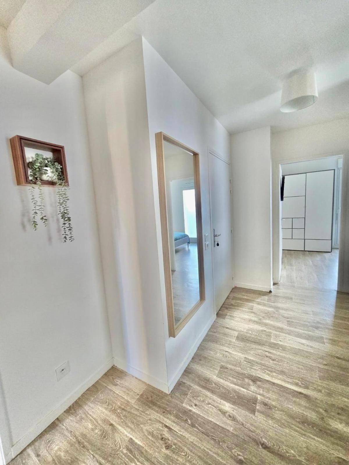 אורליאן Appartement Rez De Chaussee Avec Parking Prive מראה חיצוני תמונה
